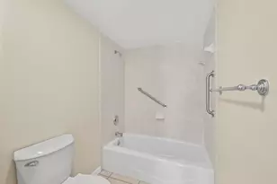5260 Gulf of Mexico Dr, Longboat Key, FL 34228 - Photo 20