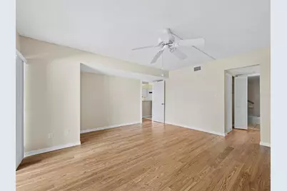5260 Gulf Of Mexico Drive #413, Longboat Key, FL 34228 - Photo 14