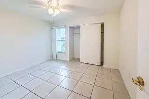 2604 Woodgate Ln, Sarasota, FL 34231 - Photo 8