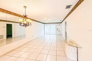 2604 Woodgate Ln, Sarasota, FL 34231 - Photo 4