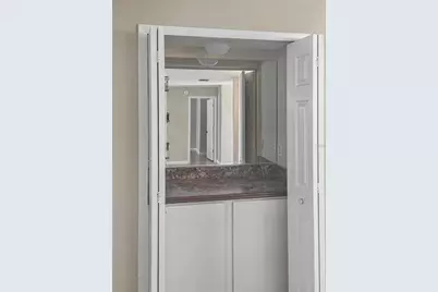 3816 Easton Street, Sarasota, FL 34238 - Photo 4