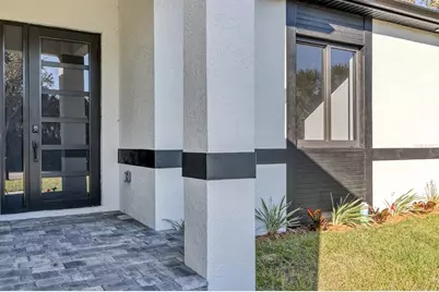 493 Sycamore, Port Charlotte, FL 33954 - Photo 4