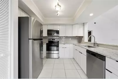 8232 Country Oaks Court, Sarasota, FL 34243 - Photo 18