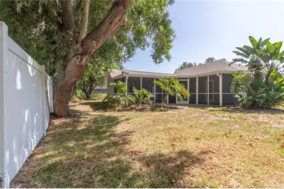 8232 Country Oaks Court, Sarasota, FL 34243 - Photo 12