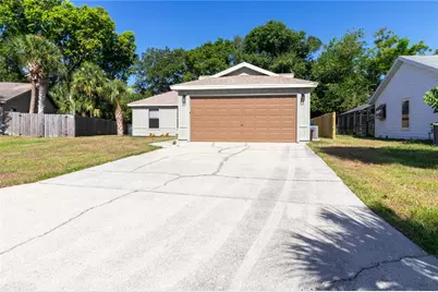 8232 Country Oaks Court, Sarasota, FL 34243 - Photo 2