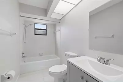 8232 Country Oaks Court, Sarasota, FL 34243 - Photo 42