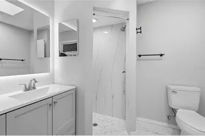 8232 Country Oaks Court, Sarasota, FL 34243 - Photo 34