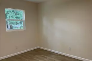 5601 16th St W, Bradenton, FL 34207 - Photo 10