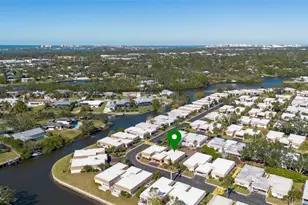 2305 Riverbluff Pkwy, Sarasota, FL 34231 - Photo 22