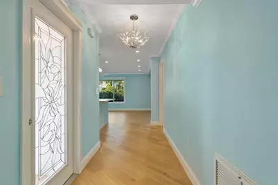 2305 Riverbluff Parkway #V256, Sarasota, FL 34231 - Photo 4
