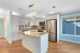 2305 Riverbluff Pkwy, Sarasota, FL 34231 - Photo 8