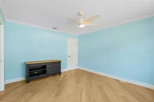 2305 Riverbluff Pkwy, Sarasota, FL 34231 - Photo 18