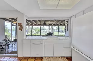 3807 Jaffa Dr, Sarasota, FL 34239 - Photo 34