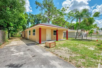 1420 19th Avenue W, Bradenton, FL 34205 - Photo 1