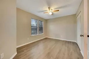 4065 Crockers Lake Blvd, Sarasota, FL 34238 - Photo 22