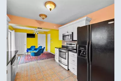 3910 77th Place E, Sarasota, FL 34243 - Photo 14