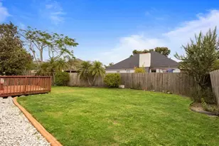 3910 77th Pl E, Sarasota, FL 34243 - Photo 48