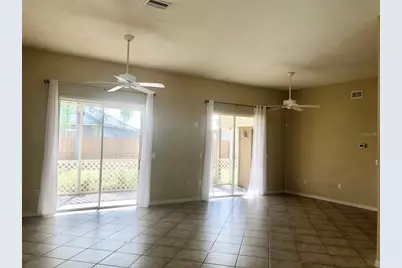 4011 72nd Avenue E, Sarasota, FL 34243 - Photo 8