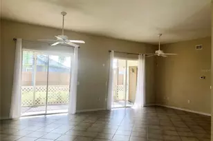 4011 72nd Ave E, Sarasota, FL 34243 - Photo 8