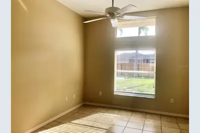 4011 72nd Avenue E, Sarasota, FL 34243 - Photo 10