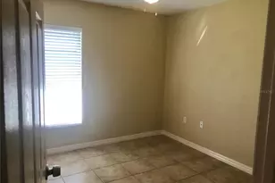 4011 72nd Ave E, Sarasota, FL 34243 - Photo 14