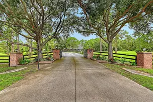 20011 65th Ave E, Bradenton, FL 34211 - Photo 2