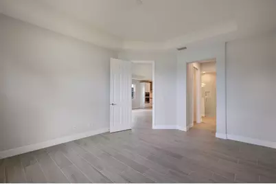 10748 Klee Avenue, Bradenton, FL 34212 - Photo 12