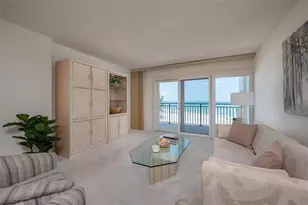 19 Whispering Sands Dr, Sarasota, FL 34242 - Photo 8