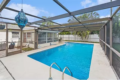 3625 61st Street N, Saint Petersburg, FL 33710 - Photo 14