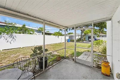 2343 36th Avenue N, Saint Petersburg, FL 33713 - Photo 12