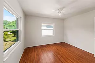 2343 36th Ave N, Saint Petersburg, FL 33713 - Photo 8
