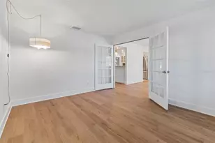 16205 Sawgrass Cir, Tampa, FL 33624 - Photo 12
