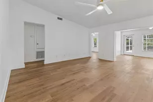 16205 Sawgrass Cir, Tampa, FL 33624 - Photo 14