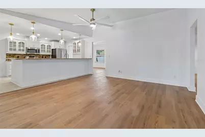 16205 Sawgrass Circle, Tampa, FL 33624 - Photo 26