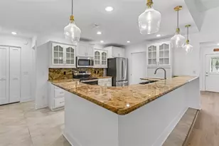 16205 Sawgrass Cir, Tampa, FL 33624 - Photo 42