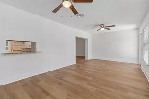 16205 Sawgrass Cir, Tampa, FL 33624 - Photo 44