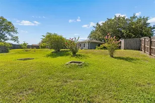 16205 Sawgrass Cir, Tampa, FL 33624 - Photo 54