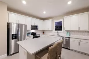 6072 Baywood Ct, Lakewood Ranch, FL 34211 - Photo 10