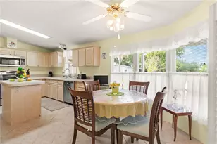 180 Nightingale Cir, Ellenton, FL 34222 - Photo 10