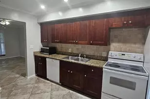 5103 34th St W, Bradenton, FL 34210 - Photo 4
