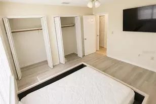 5322 11th St Cir E, Bradenton, FL 34203 - Photo 6