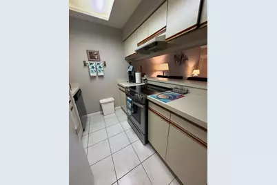 4859 Winslow Beacon #54, Sarasota, FL 34235 - Photo 6