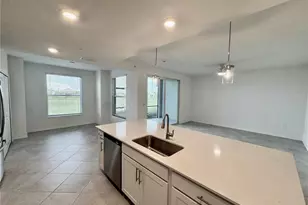18923 Scallop Loop, Lakewood Ranch, FL 34211 - Photo 4
