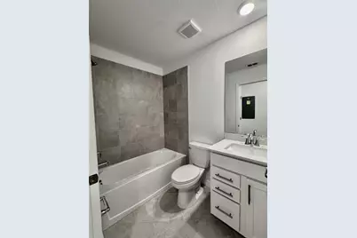 18923 Scallop Loop #104, Lakewood Ranch, FL 34211 - Photo 12