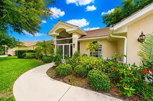 555 Park Estates Square, Venice, FL 34293 - Photo 2