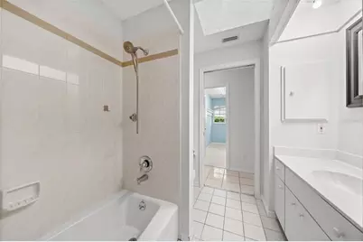 555 Park Estates Square, Venice, FL 34293 - Photo 20