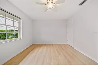 555 Park Estates Square, Venice, FL 34293 - Photo 24