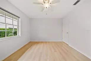 555 Park Estates Square, Venice, FL 34293 - Photo 24