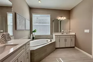 19140 Cherrystone Wy, Lakewood Ranch, FL 34211 - Photo 10