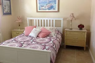 8881 Pohoy Ave, Sarasota, FL 34231 - Photo 14